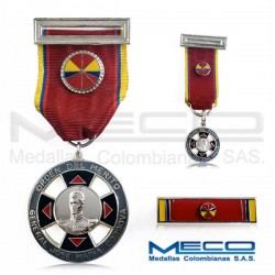 Medalla Orden Jose Maria Cordova Oficial